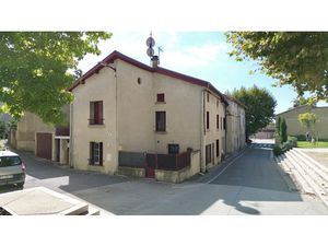 Immeuble rénové composé de deux appartements indépendants au