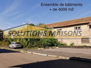 ENSEMBLE DE BATIMENTS