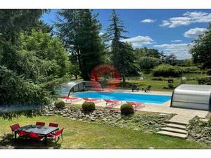 Annonce vente maison 10 pièces de 212m2 à Montberthault (21460) - ParuVendu.fr ref 9927828