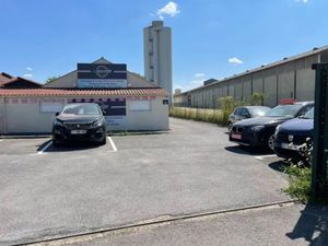 PONT SAINTE MAXENCE - LOCAL D'ACTIVITE 100 m² / 70m2 / 50m2