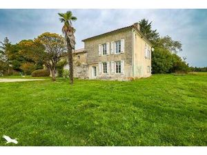 Vente maison 5 pièces 122 m² Lachaise (16300)