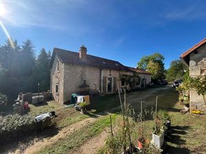 Vente maison 4 pièces 156 m² à Cubjac-Auvézère-Val d'Ans (24640)  223 650 €