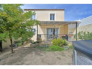 Vente maison 4 pièces 86 m² à Beauvoisin (30640)  269 000 €