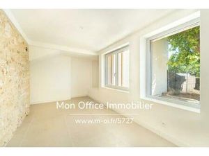 Référence : 5727-Aus - Appartement rénové entièrement - 2 chambres - Jardin - Parking