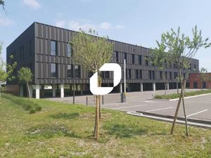 Location Commerce Merignac 33700