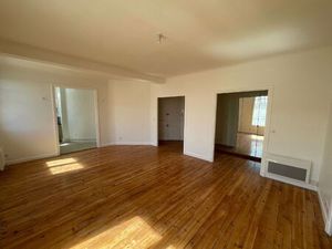 Location appartement 3 pièces 76 m² à Bayonne (64100)