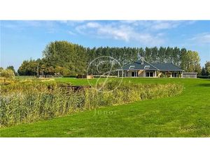 Vente maison 8 pièces 288 m² à Vred (59870)  850 000 €