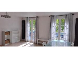 Location appartement 4 pièces 81 m² à Melun (77000)
