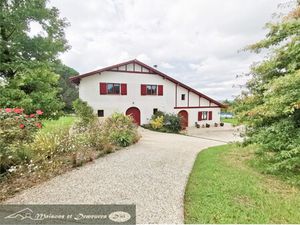 Maison de luxe à vendre à Bardos