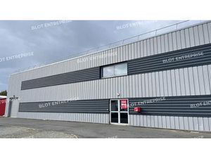 À LOUER - LOCAUX D'ACTIVITÉS - 1 104 M² - LA BAULE ESCOUBLAC