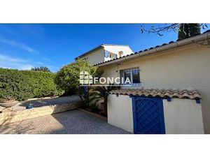 ORGON ( 13660 ) maison individuelle 140 m2 hab sur 651m2 avec piscine