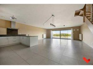 Duplex bien situé avec terrasse et jardin privatif