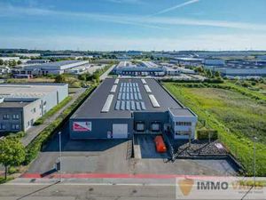 Vente : Bâtiment industriel dans un endroit stratégique