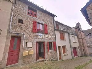 Vente immeuble 4 pièces 86 m² à Saint-Chély-d'Apcher (48200)  95 000 €