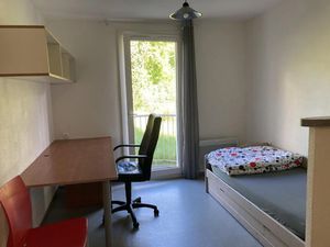 Location meublée appartement 1 pièce 18 m² à Jacob-Bellecombette (73000)  430 €