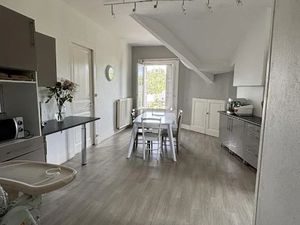 Location appartement 3 pièces 102 m² à Le Chambon-Feugerolles (42500)  620 €