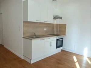Location appartement 4 pièces 61 m² à Royat (63130)  770 €