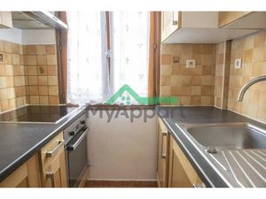 Location meublée appartement 2 pièces 26 m² à Aubervilliers (93300)  700 €