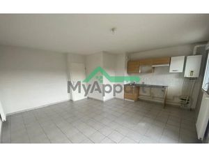 Location meublée appartement 4 pièces 90 m² à Bethoncourt (25200)  755 €