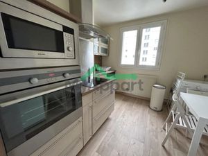 Location meublée appartement 4 pièces 62 m² à Saint-Etienne (42000)  750 €