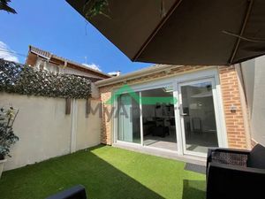 Location meublée appartement 1 pièce 35 m² à Les Pavillons-sous-Bois (93320)  800 €