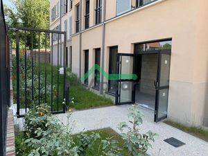 Location meublée appartement 1 pièce 39 m² à Bonneuil-en-France (95500)  990 €