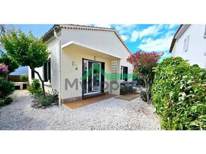 Location meublée appartement 3 pièces 75 m² à La Seyne-sur-Mer (83500)  920 €