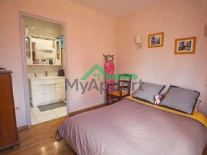 Location meublée appartement 3 pièces 70 m² à Villeneuve-le-Roi (94290)  978 €