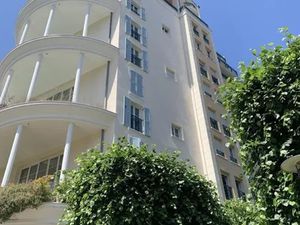 Location meublée appartement 1 pièce 23 m² à Courbevoie (92400)  1 150 €
