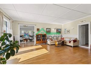 Location meublée appartement 5 pièces 135 m² à Pornic (44210)  1 100 €