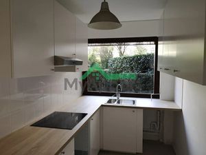 Location meublée appartement 4 pièces 102 m² à Le Chesnay-Rocquencourt (78150)  1 885 €