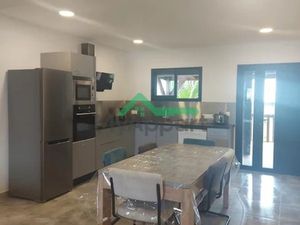 Location meublée appartement 3 pièces 135 m² à Saint Pierre (97410)  1 595 €