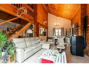 Charmante woning in Finse stijl met ruime tuin op rustige...