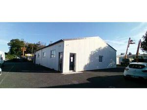 Location Bureaux et commerces à Giberville (14730) : à louer / 250m² Giberville