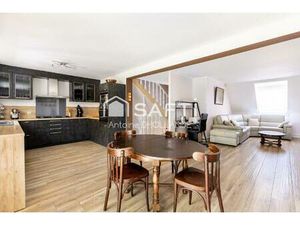 Maison familiale avec grand jardin et véranda