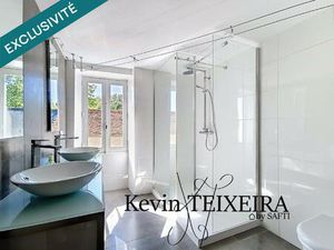 Belle maison de centre bourg avec 2 chambres.