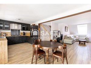 Vente maison 6 pièces 165 m² Mesnil-Saint-Laurent (02720)