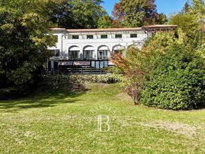 Maison à vendre 20 Pièces 800 m2 Fontainebleau Brie - 1 995 000 &#8364;