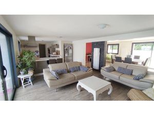 Vente maison 6 pièces 147 m² à Couze-et-Saint-Front (24150)  299 000 €