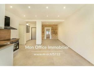 Référence : 5722-Aus. - Appartement rénové entièrement - 2 chambres - Jardin - Parking