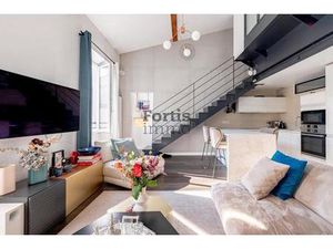 Paris 12eme - Marché d’Aligre - Duplex au dernier étage