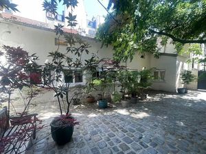 Beau bureau à proximité d'Alesia