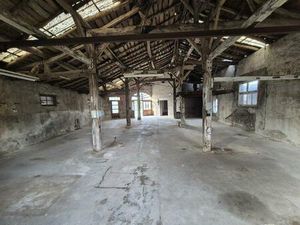 Immeuble 300 mÂ² avec jardin En Zone Urbaine -Parcelle 497 mÂ²