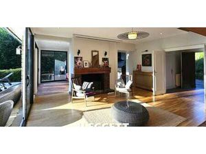 Maison contemporaine avec jardin et terrasse Evecquemont (78)