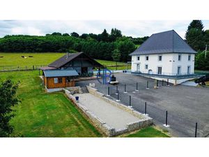 Vente maison 8 pièces 190 m² à Saint-Genix-les-Villages (73240)  585 000 €