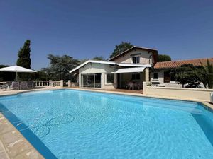 Vente villa 6 pièces 188 m² à Braud-et-Saint-Louis (33820)  472 500 €