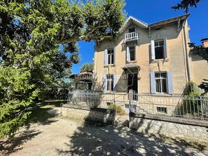 Vente maison 11 pièces 250 m² à Chateaurenard (13160)  700 000 €