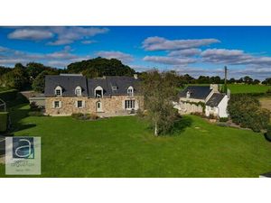 Maison de luxe à vendre à Jugon-les-Lacs