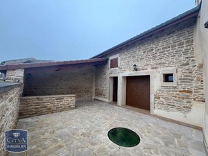 Maison à louer 4 pièces 110.2 m² - Saint-Martin-Belle-Roche (71) - 1 060€