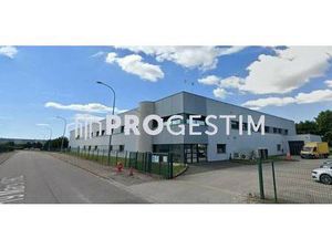 Local d'activités à vendre